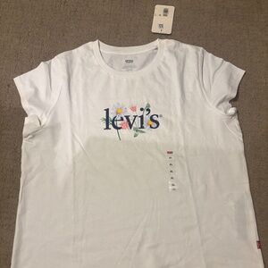 Tee shirt with flower